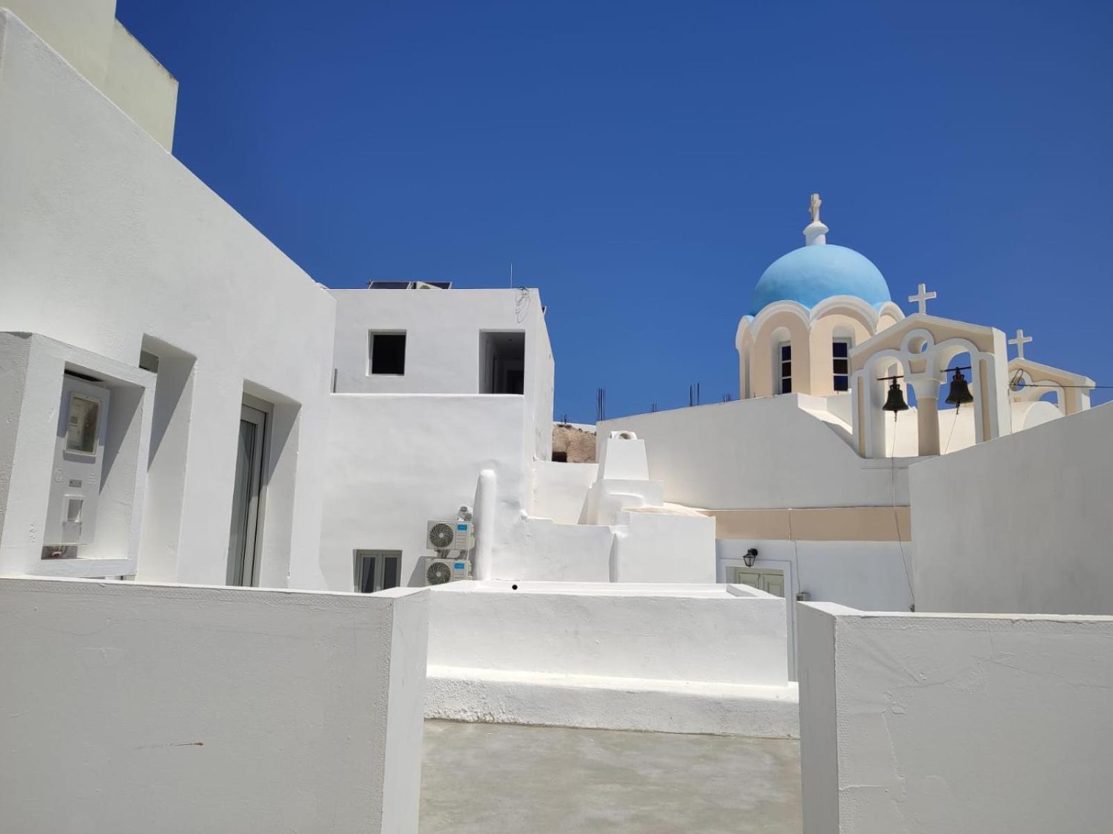 Fira Comfort Rooms Exterior photo