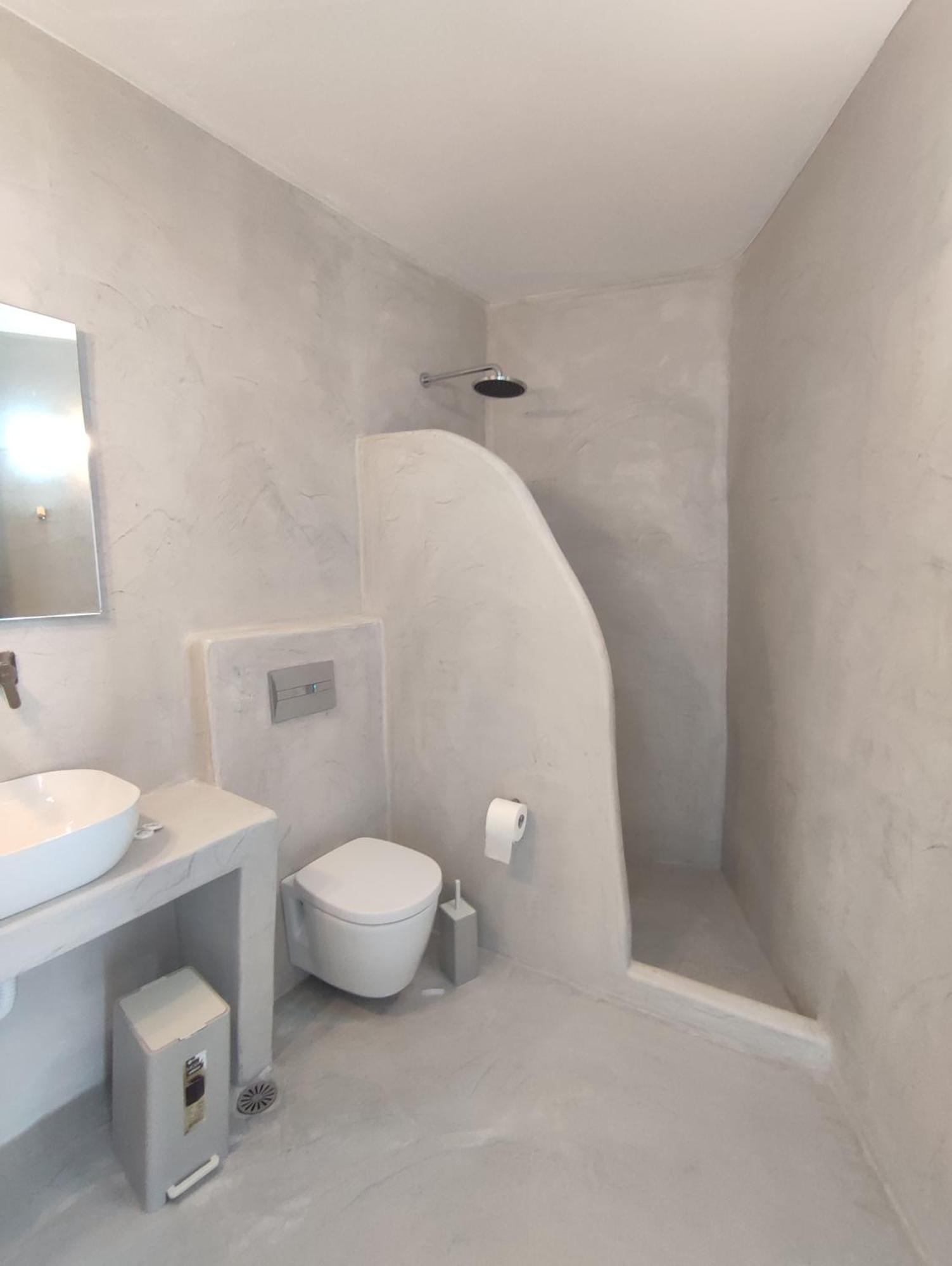 Fira Comfort Rooms Exterior photo